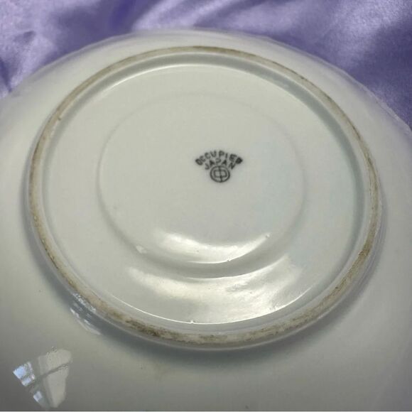 Vintage Floral Porcelain Teacup & Saucer – Gold Trim Occupied Japan - Picture 7 of 8